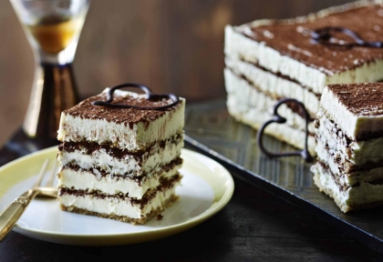 Bánh Tiramisu là gì? Bánh kem Tiramisu ngon tại Sài Gòn
